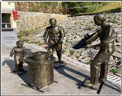 磨豆子人物銅雕塑 磨豆子人物銅雕塑