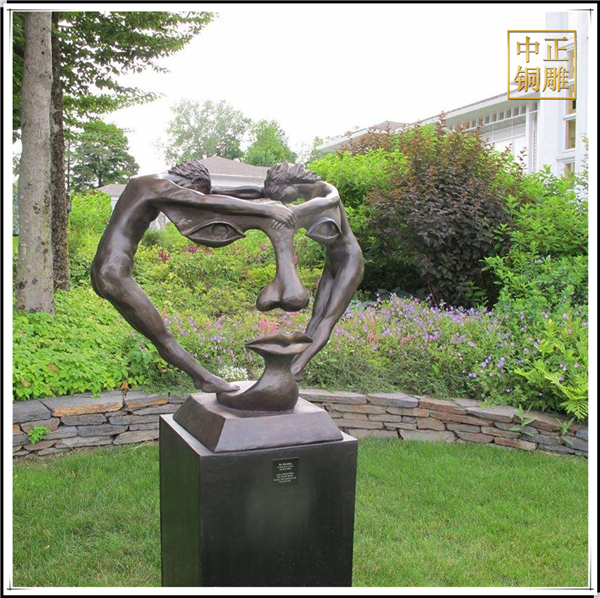 抽象人臉雕塑.jpg 抽象人臉雕塑.jpg