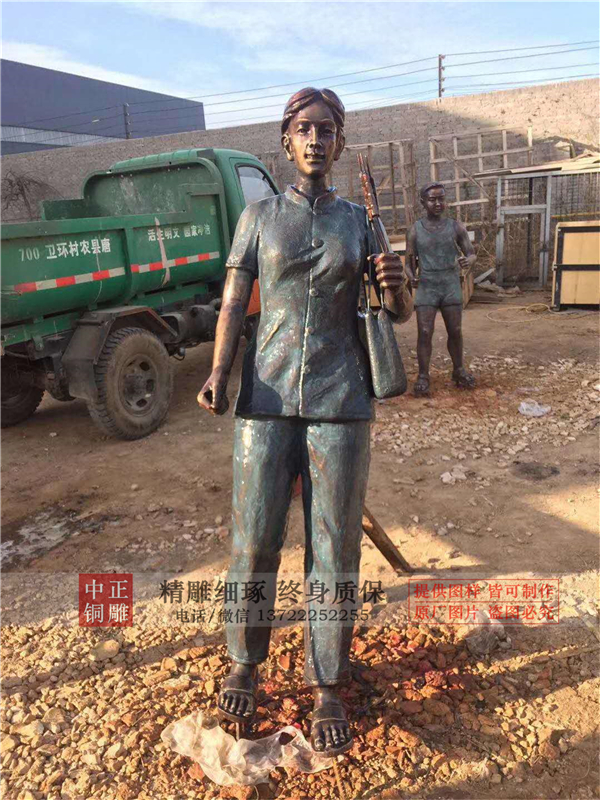 現(xiàn)代人物雕塑.jpg 現(xiàn)代人物雕塑.jpg