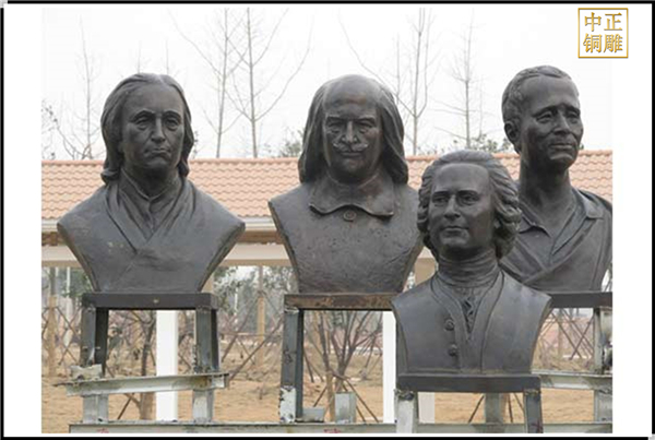 西方半人雕塑.jpg 西方半人雕塑.jpg