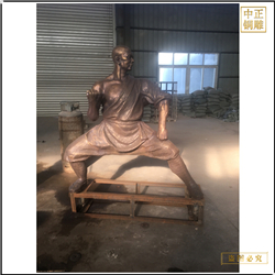 練拳人物銅雕塑 練拳人物銅雕塑