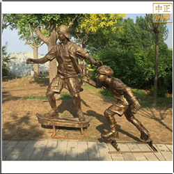 小孩滑滑車(chē)人物銅雕塑 小孩滑滑車(chē)人物銅雕塑